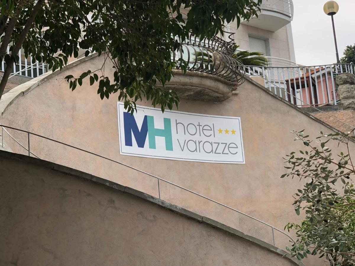 Mh Hotel Вараце Екстериор снимка