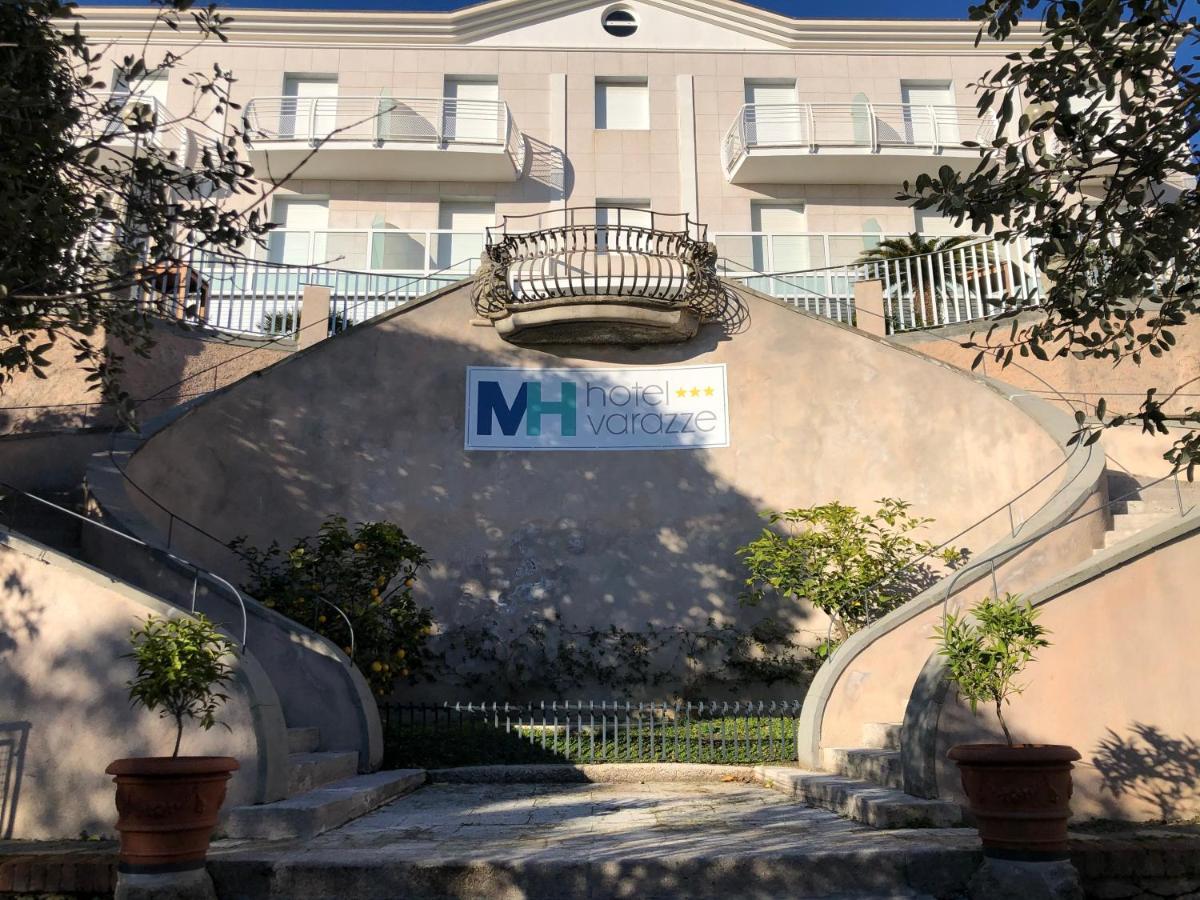 Mh Hotel Вараце Екстериор снимка